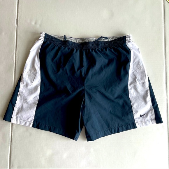 Nike sports short or hiking short for men